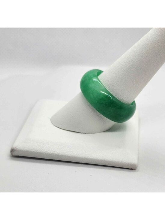 Jewelry - Brand New Jade Ring – Elegant & Timeless